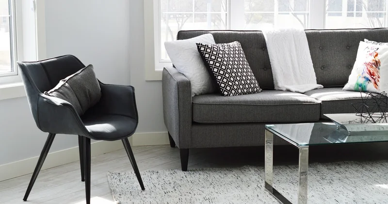 Comparatif Conforama vs IKEA, BUT, Maison du Monde, Leroy Merlin, Maxi Bazar